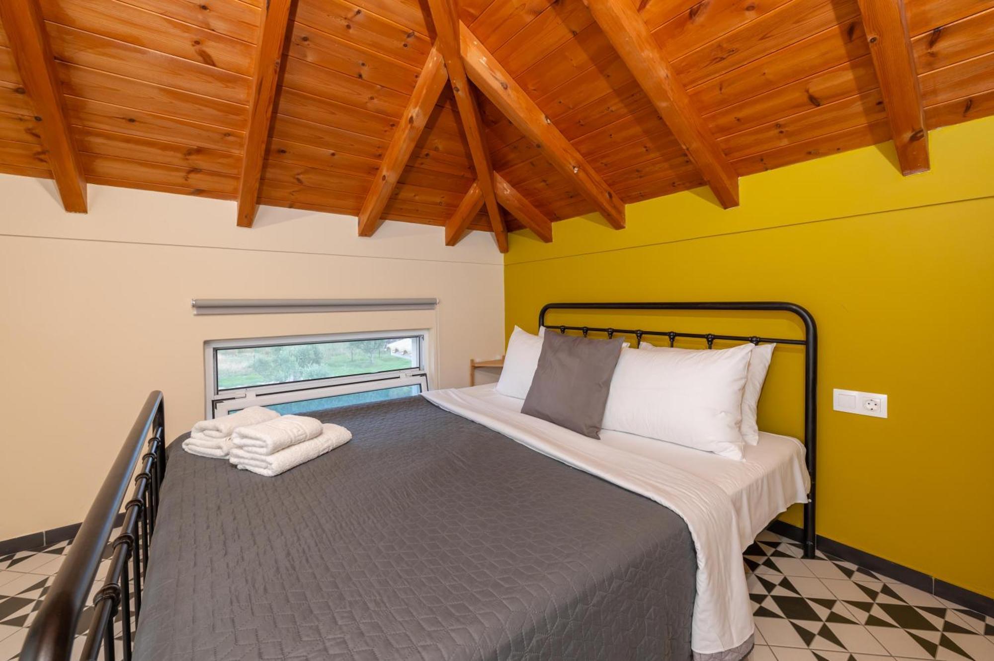 Spedion Villa - Near To Sea Villas With Heated Swimming Pool Gythio Bagian luar foto