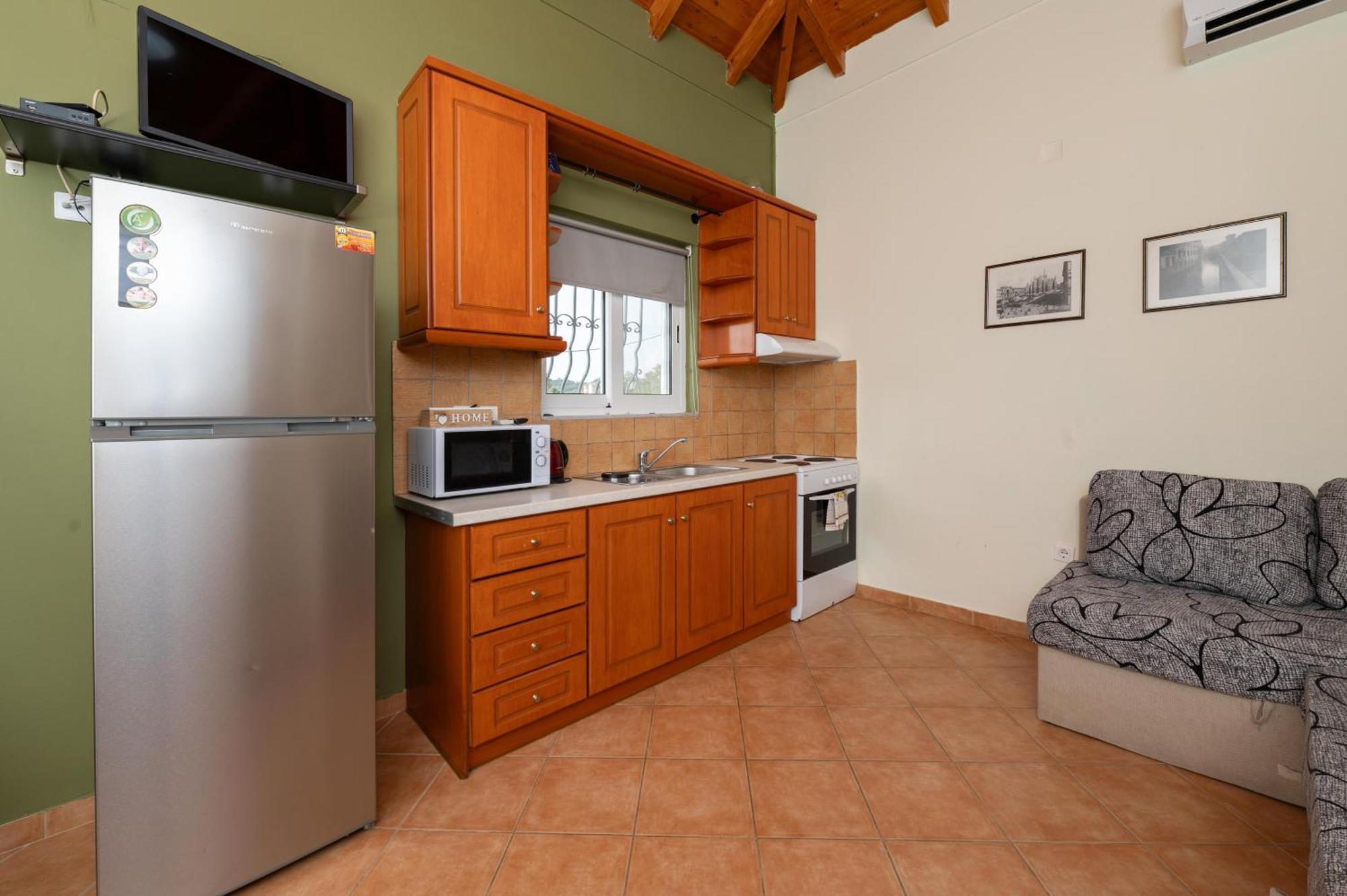 Spedion Villa - Near To Sea Villas With Heated Swimming Pool Gythio Ruang foto