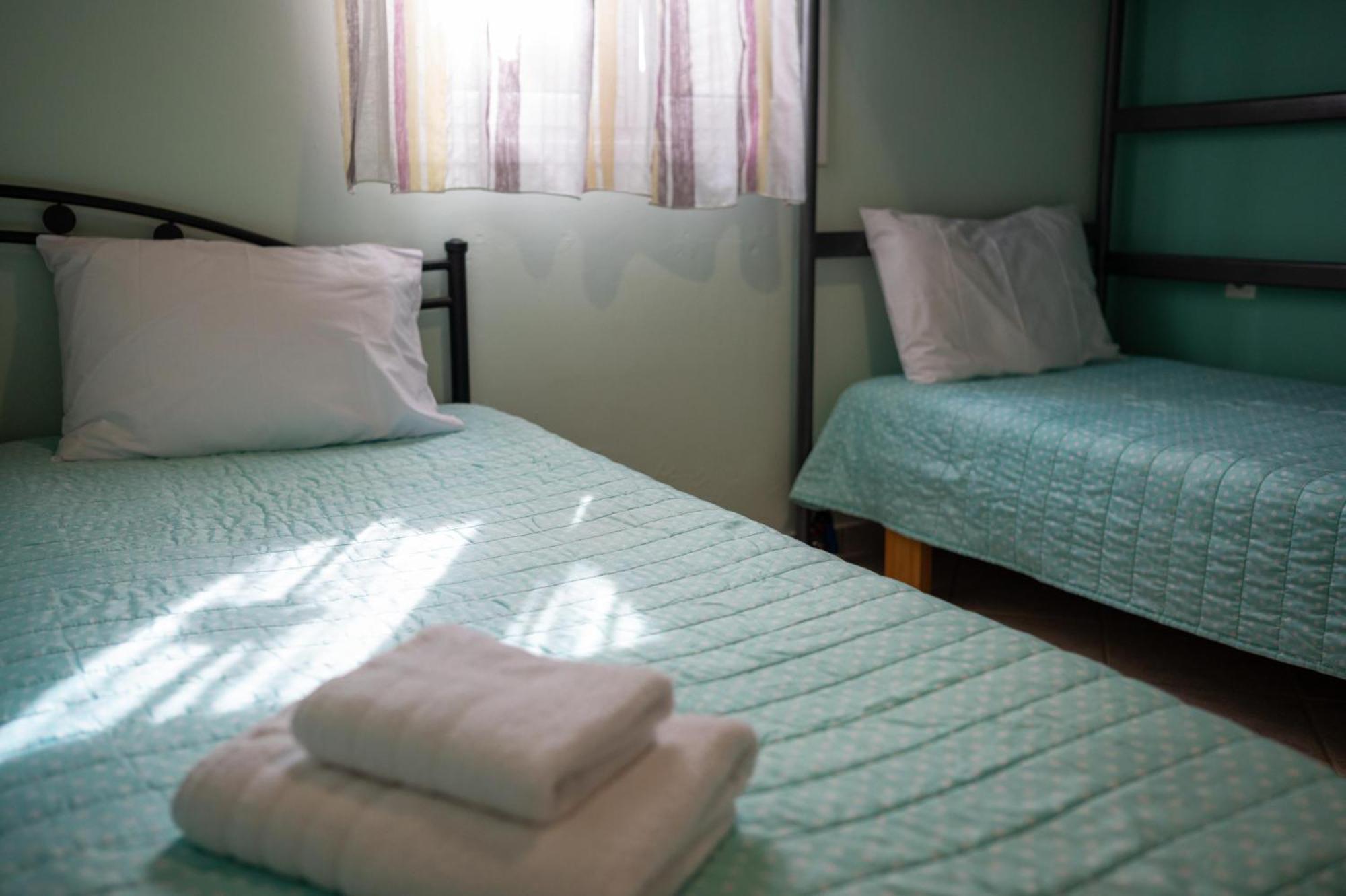 Spedion Villa - Near To Sea Villas With Heated Swimming Pool Gythio Ruang foto